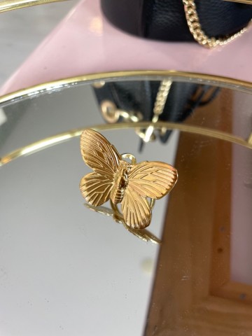 B32876fb 7c74 4546 9ba9 91781fb66734