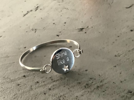 0ccab805 80f6 48fe b394 13e9cab62488